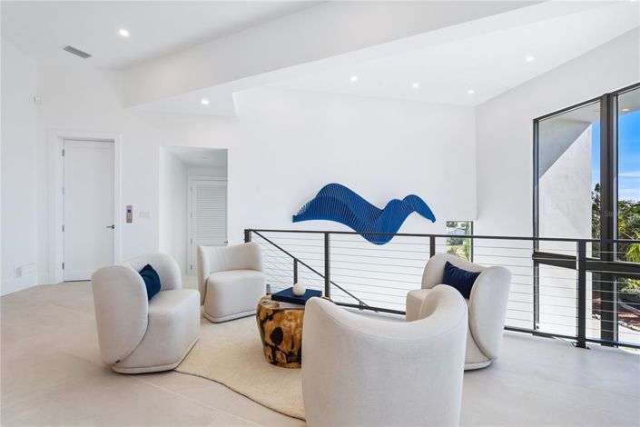 Image No.31-4 Bed Property for sale