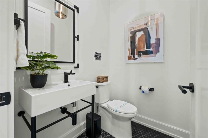 Image No.14-4 Bed Property for sale