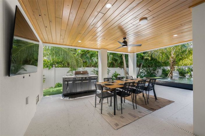 Image No.42-4 Bed Property for sale