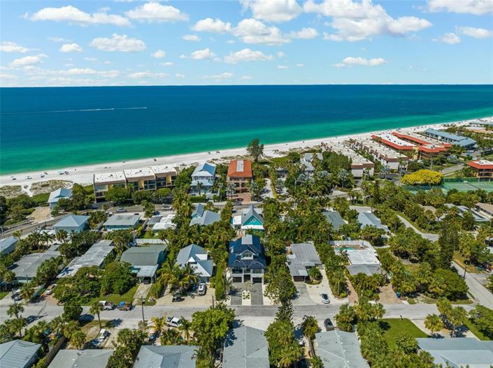 Image No.57-4 Bed Property for sale