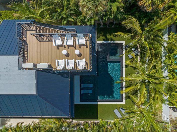 Image No.60-4 Bed Property for sale