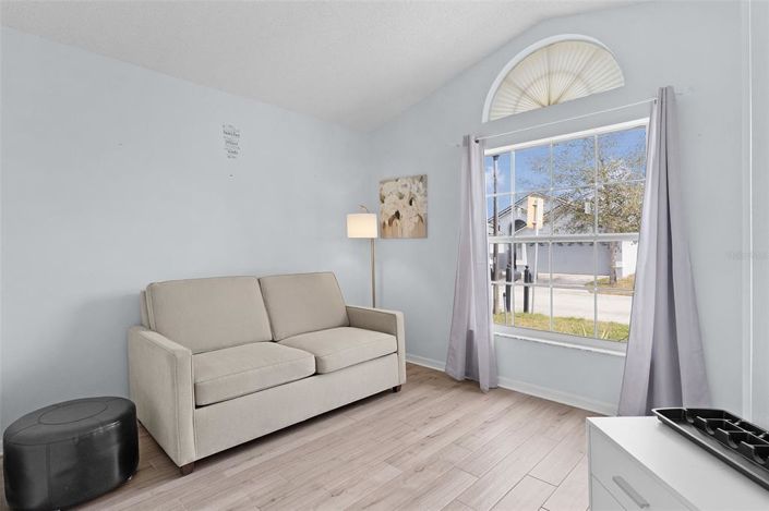 Image No.22-4 Bed Property for sale