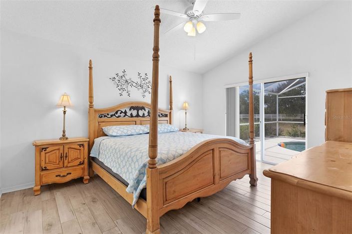 Image No.30-4 Bed Property for sale