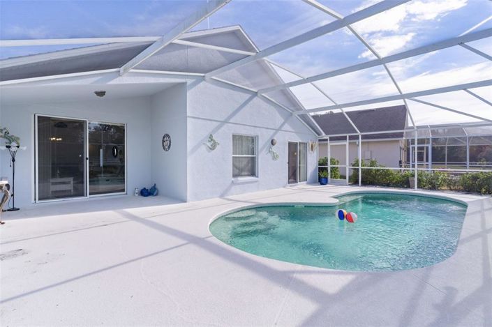 Image No.42-4 Bed Property for sale