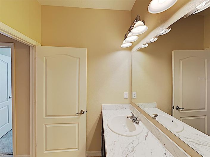 Image No.30-4 Bed Property for sale