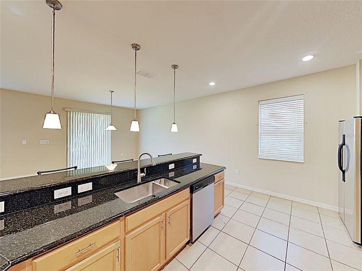 Image No.9-4 Bed Property for sale