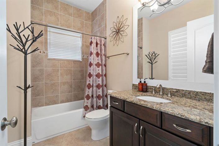 Image No.44-6 Bed Property for sale