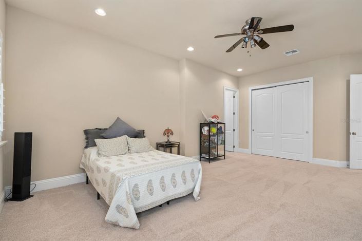 Image No.49-6 Bed Property for sale