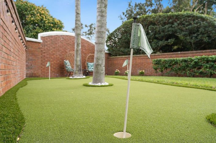 Image No.53-6 Bed Property for sale