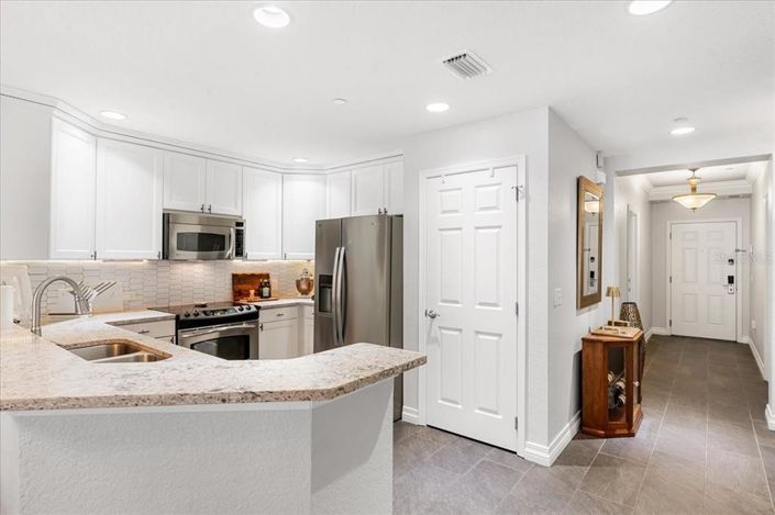 Image No.13-3 Bed Property for sale