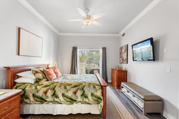 Image No.17-3 Bed Property for sale