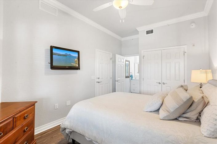 Image No.24-3 Bed Property for sale