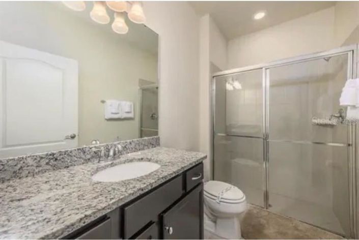 Image No.17-5 Bed Townhouse for sale