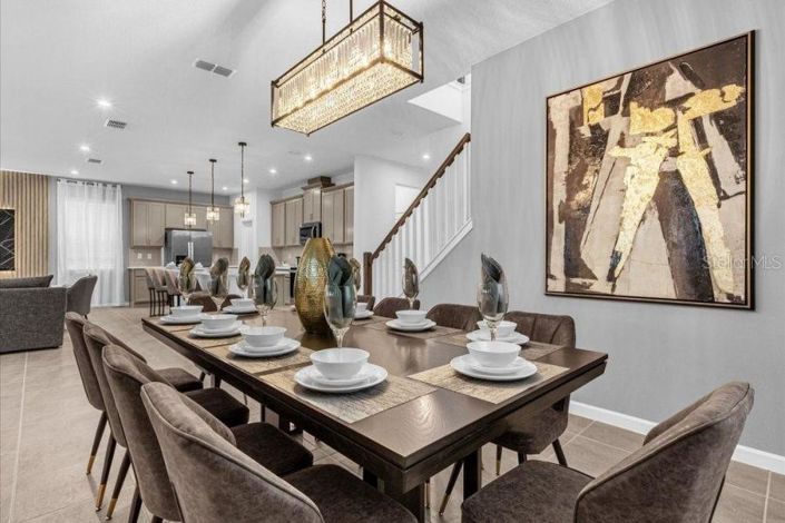 Image No.10-9 Bed Property for sale