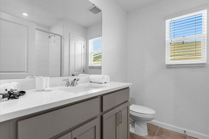 Image No.28-9 Bed Property for sale