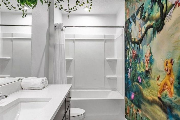 Image No.31-9 Bed Property for sale