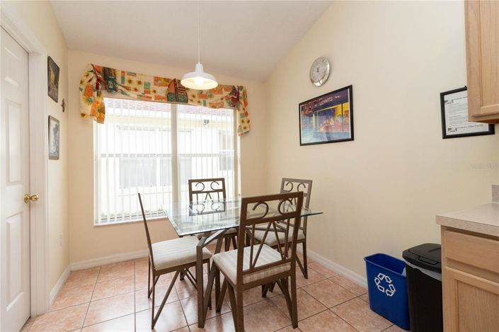 Image No.12-4 Bed Property for sale