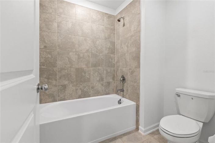 Image No.28-5 Bed Property for sale