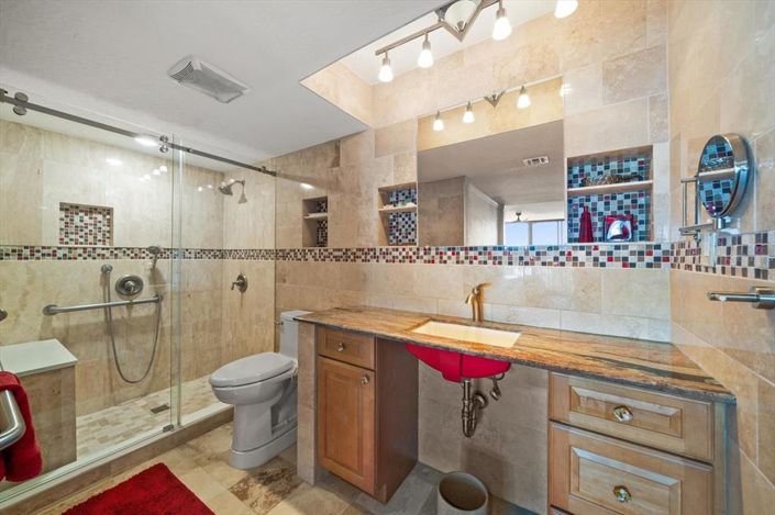 Image No.22-2 Bed Property for sale