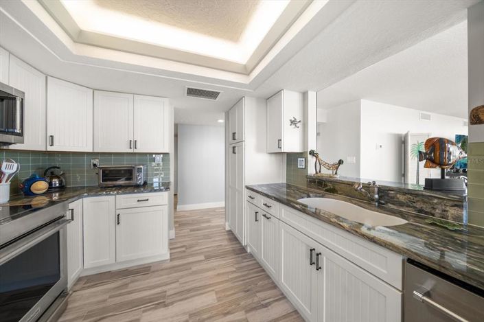 Image No.32-2 Bed Property for sale