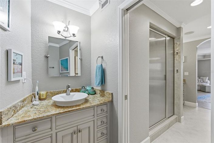 Image No.23-2 Bed Property for sale