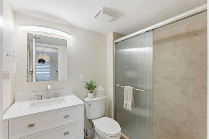 Image No.27-2 Bed Property for sale