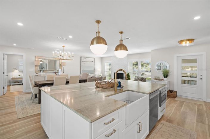 Image No.41-3 Bed Property for sale