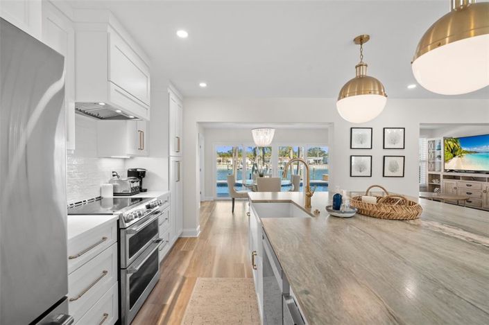 Image No.9-3 Bed Property for sale