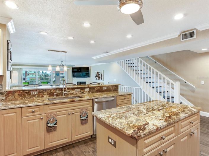 Image No.21-3 Bed Townhouse for sale