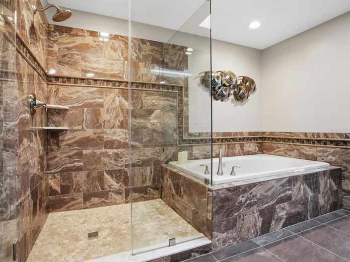 Image No.44-3 Bed Townhouse for sale