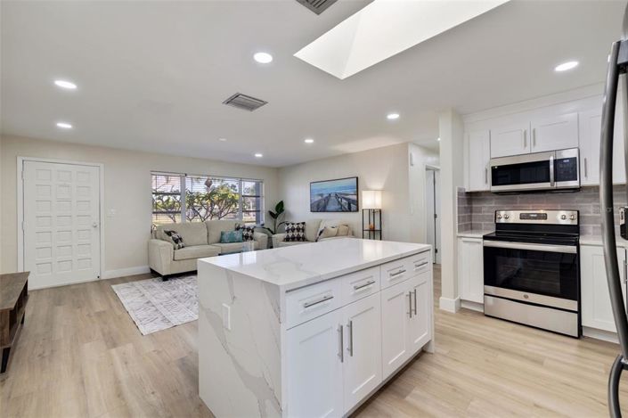 Image No.11-3 Bed Property for sale