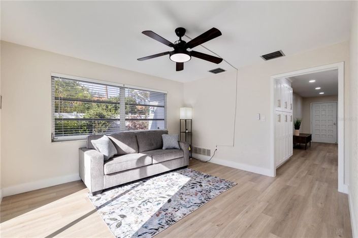 Image No.13-3 Bed Property for sale