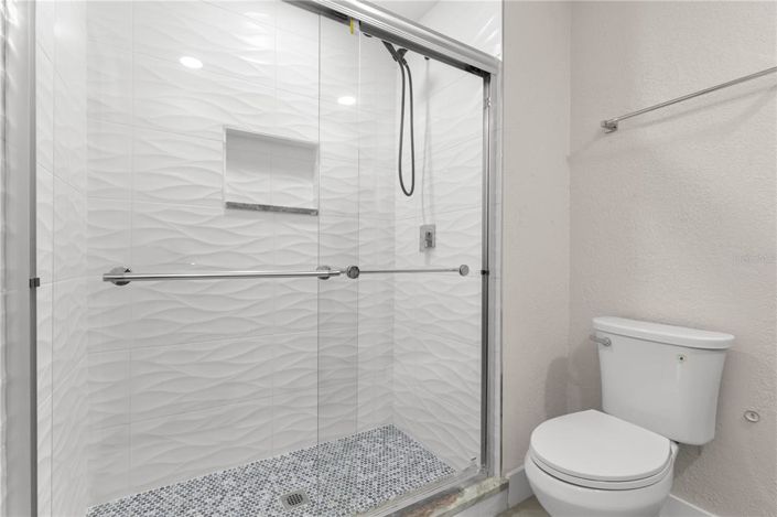 Image No.19-3 Bed Property for sale