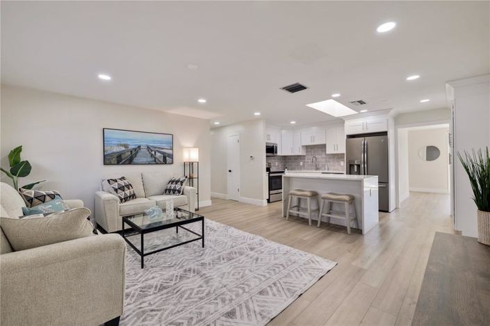 Image No.6-3 Bed Property for sale