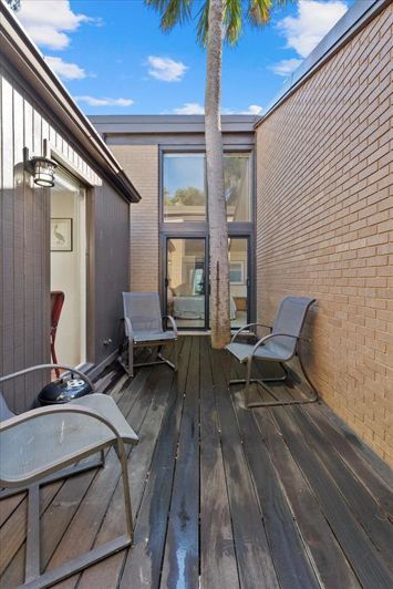 Image No.32-2 Bed Property for sale