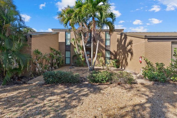 Image No.4-2 Bed Property for sale