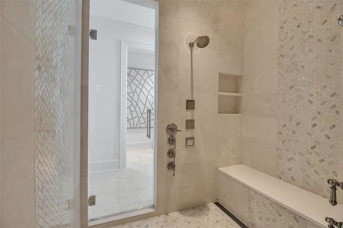 Image No.33-Propriété de 5 chambres à vendre à Sarasota