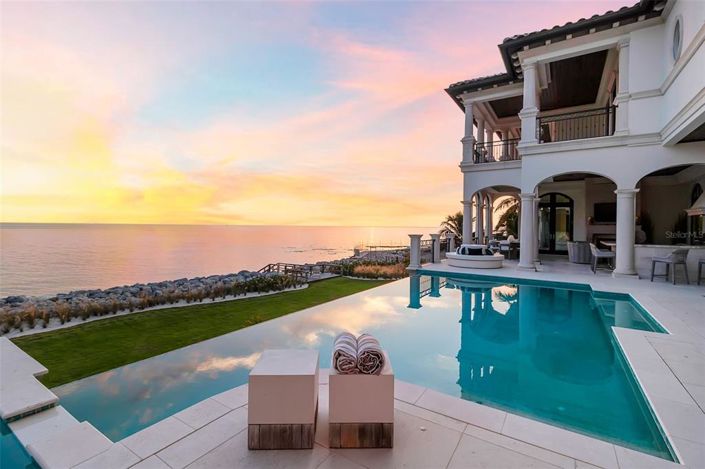 Image No.5-Propriété de 5 chambres à vendre à Sarasota