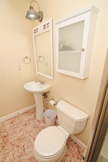 Image No.13-3 Bed Property for sale