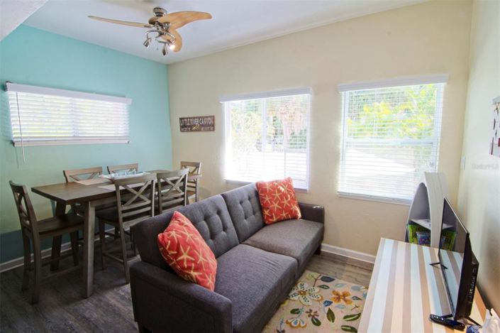 Image No.6-3 Bed Property for sale