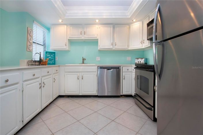 Image No.18-3 Bed Property for sale