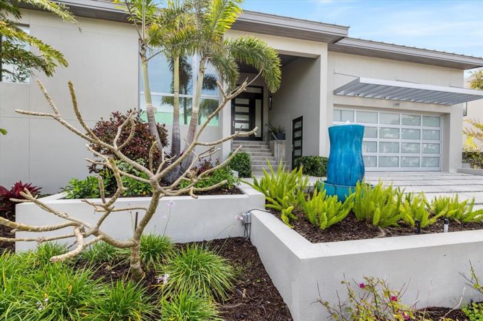 Image No.49-7 Bed Property for sale