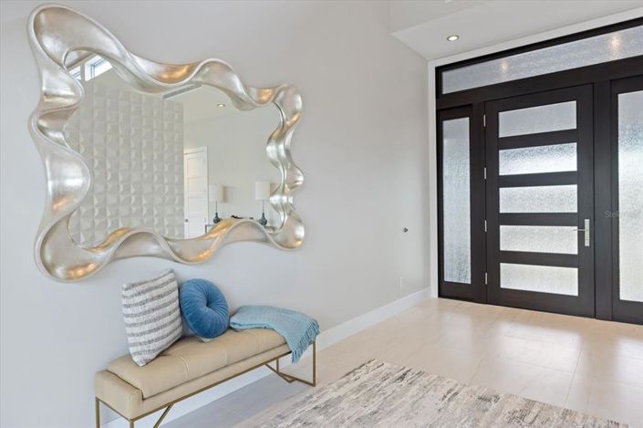 Image No.52-7 Bed Property for sale