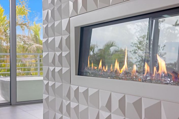 Image No.58-7 Bed Property for sale