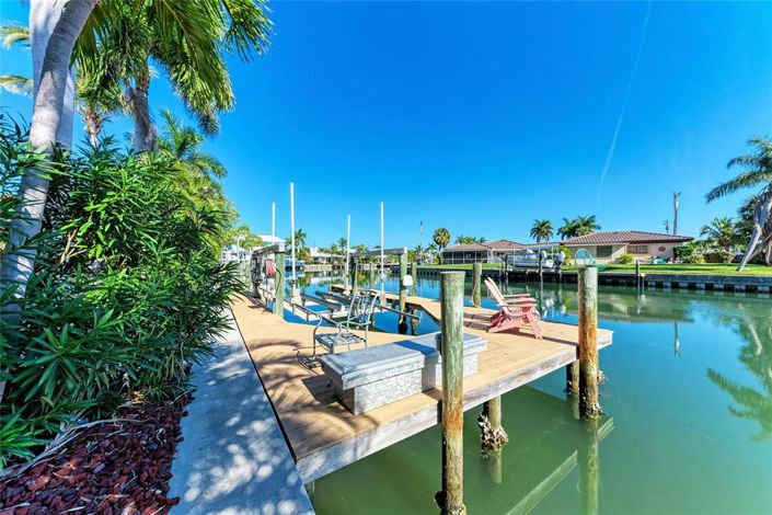 Image No.50-4 Bed Property for sale