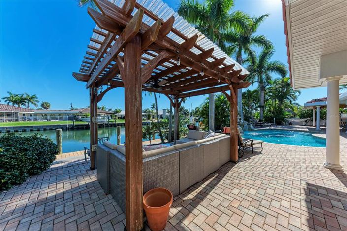 Image No.59-4 Bed Property for sale