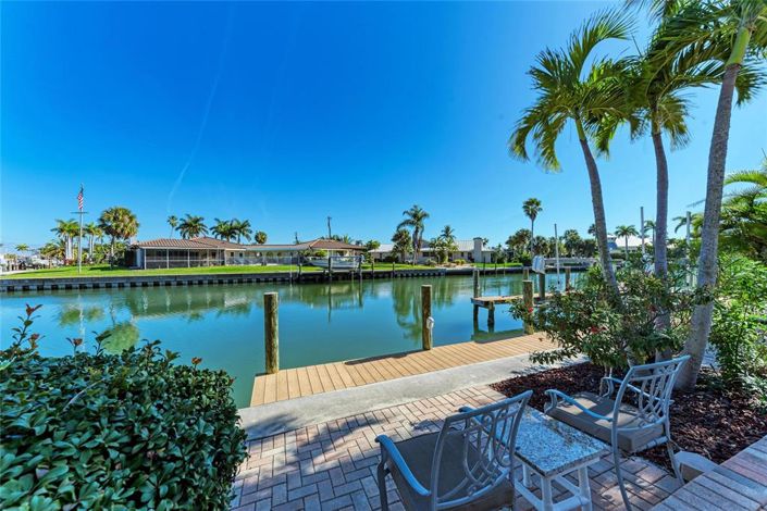 Image No.60-4 Bed Property for sale