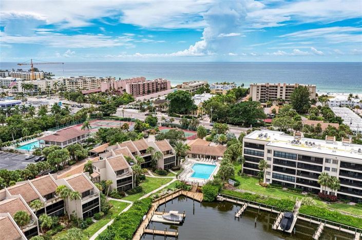 Image No.37-2 Bed Property for sale