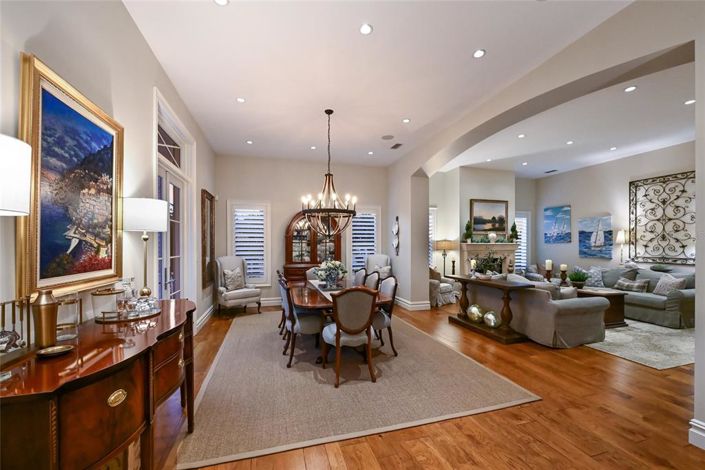 Image No.12-4 Bed Property for sale