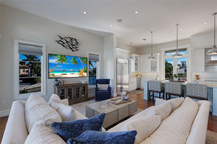 Image No.18-4 Bed Property for sale